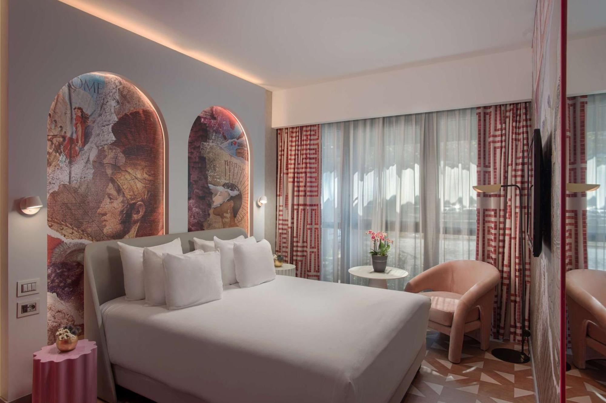 Nhow Hotel 4*
